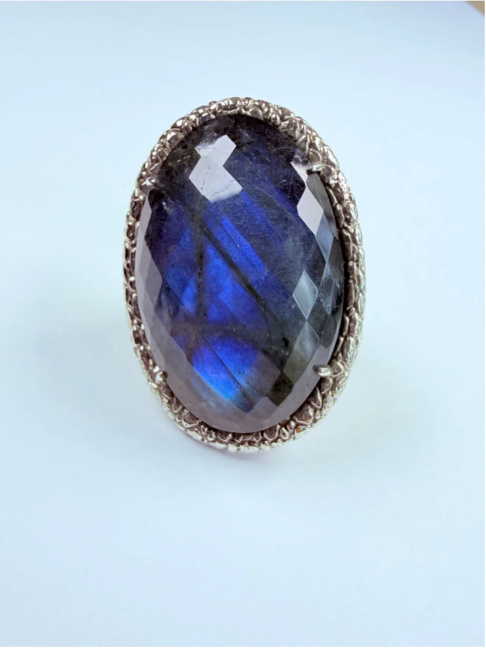 Grand 53 CT Labradorite Solitaire 925 Sterling Silver Crocodile Scale Ring NWT